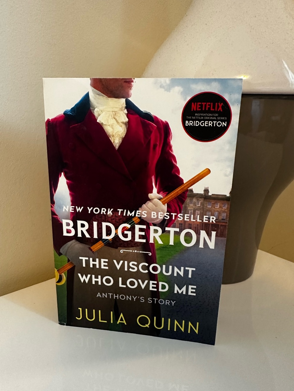 Viscount Who Loved Me: Bridgerton Book 2 of 8
Paperback-Julia Quinn